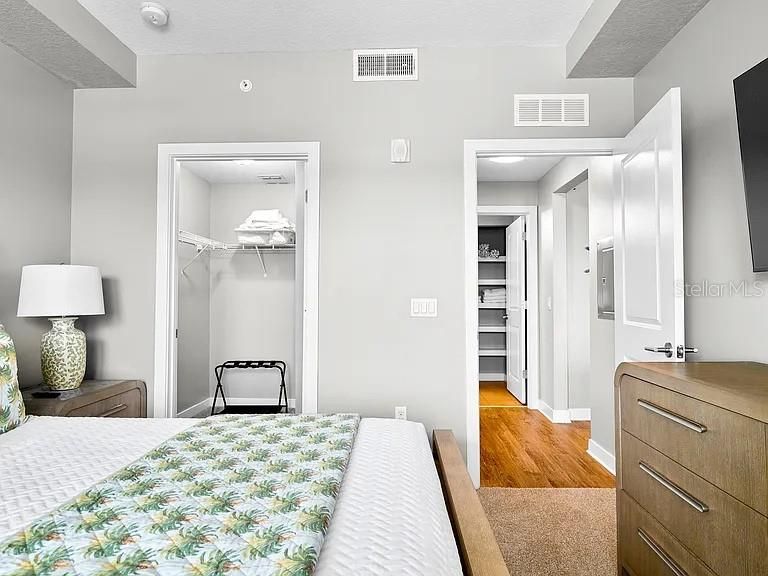 В аренду: $2,969 (2 спален, 2 ванн, 1172 Квадратных фут)