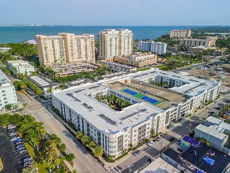 В аренду: $2,969 (2 спален, 2 ванн, 1172 Квадратных фут)