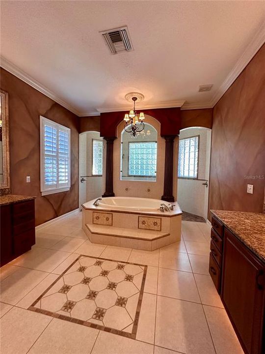 En Renta: $4,500 (3 camas, 4 baños, 3435 Pies cuadrados)