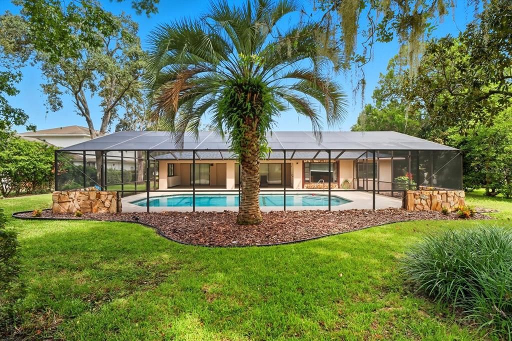 Recently Sold: $374,500 (3 beds, 2 baths, 1960 Square Feet)