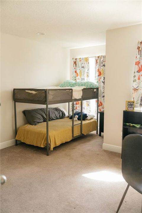 Active With Contract: $575,000 (4 beds, 2 baths, 3056 Square Feet)