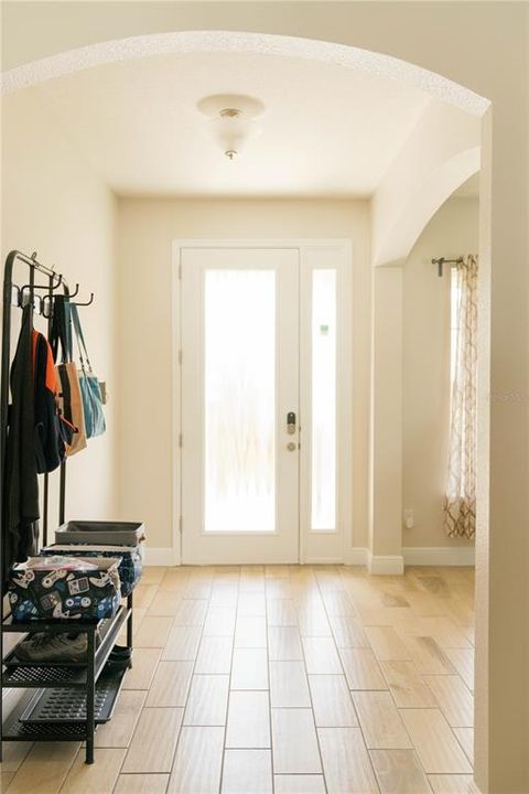 Active With Contract: $575,000 (4 beds, 2 baths, 3056 Square Feet)