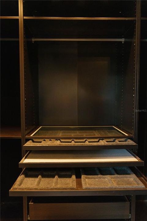 Active With Contract: $575,000 (4 beds, 2 baths, 3056 Square Feet)