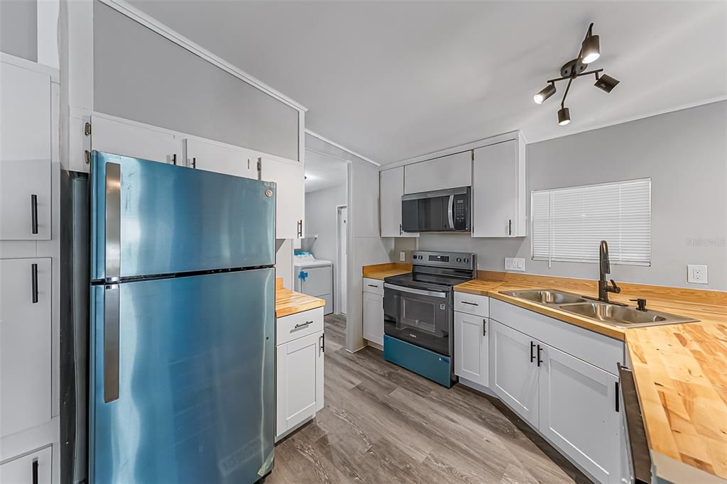 En Venta: $159,900 (2 camas, 2 baños, 1035 Pies cuadrados)