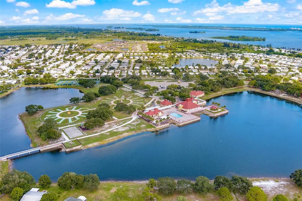 En Venta: $159,900 (2 camas, 2 baños, 1035 Pies cuadrados)