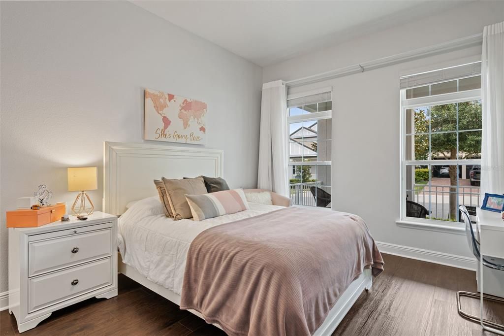 Active With Contract: $890,000 (4 beds, 3 baths, 2733 Square Feet)