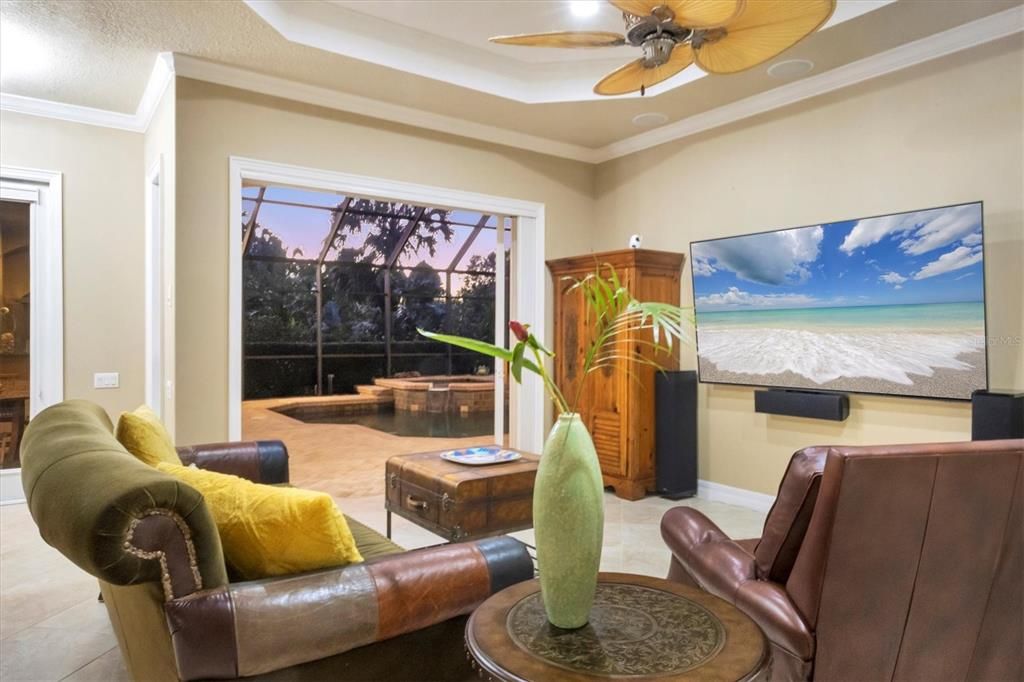 待售: $1,575,000 (5 贝兹, 5 浴室, 4101 平方英尺)