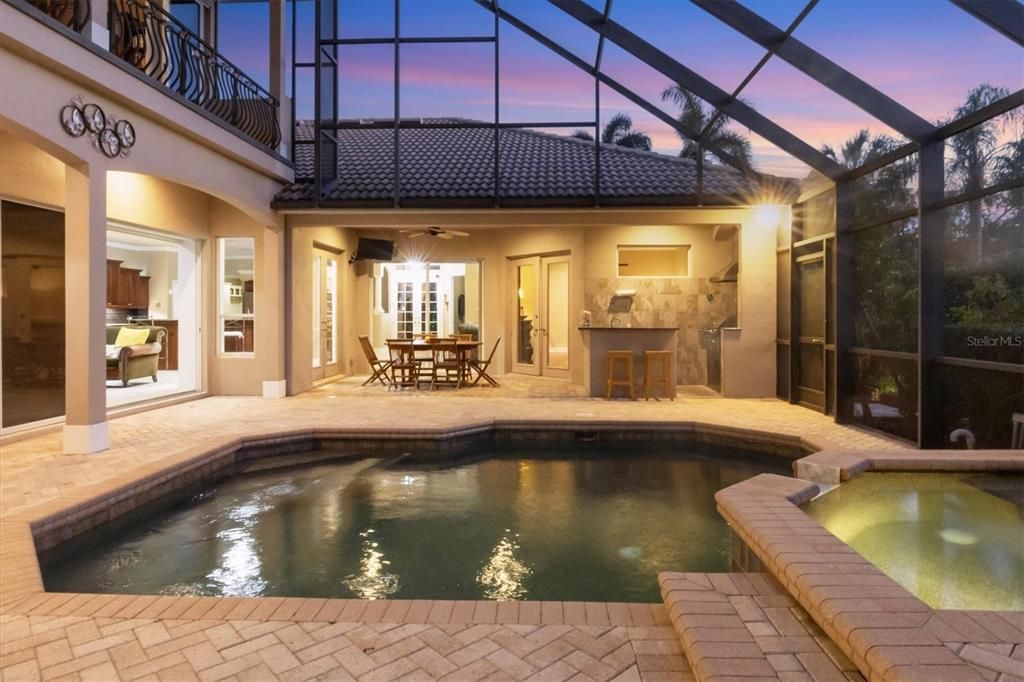 待售: $1,575,000 (5 贝兹, 5 浴室, 4101 平方英尺)