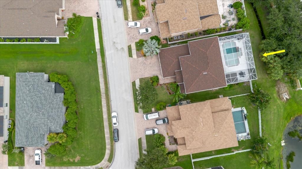 合同活跃: $710,000 (6 贝兹, 4 浴室, 3674 平方英尺)