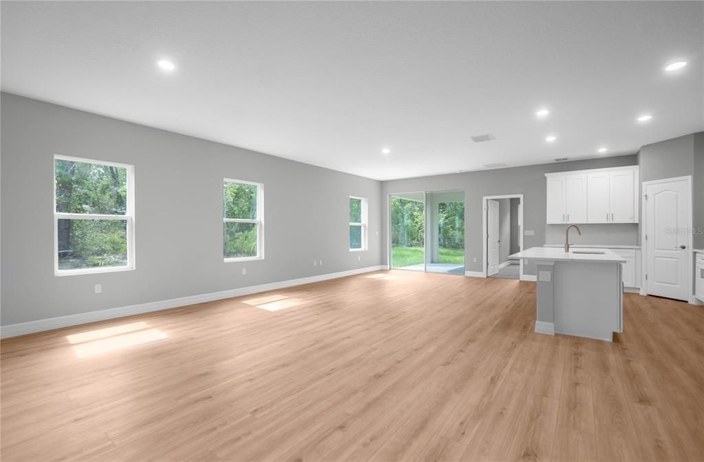 Active With Contract: $345,000 (4 beds, 3 baths, 1990 Square Feet)