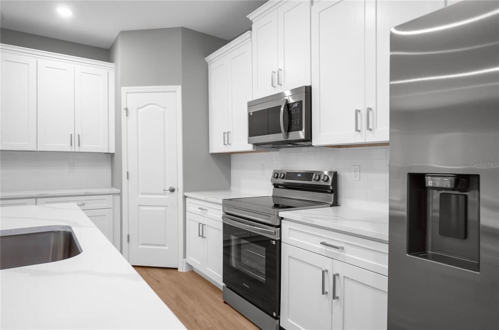 Active With Contract: $345,000 (4 beds, 3 baths, 1990 Square Feet)