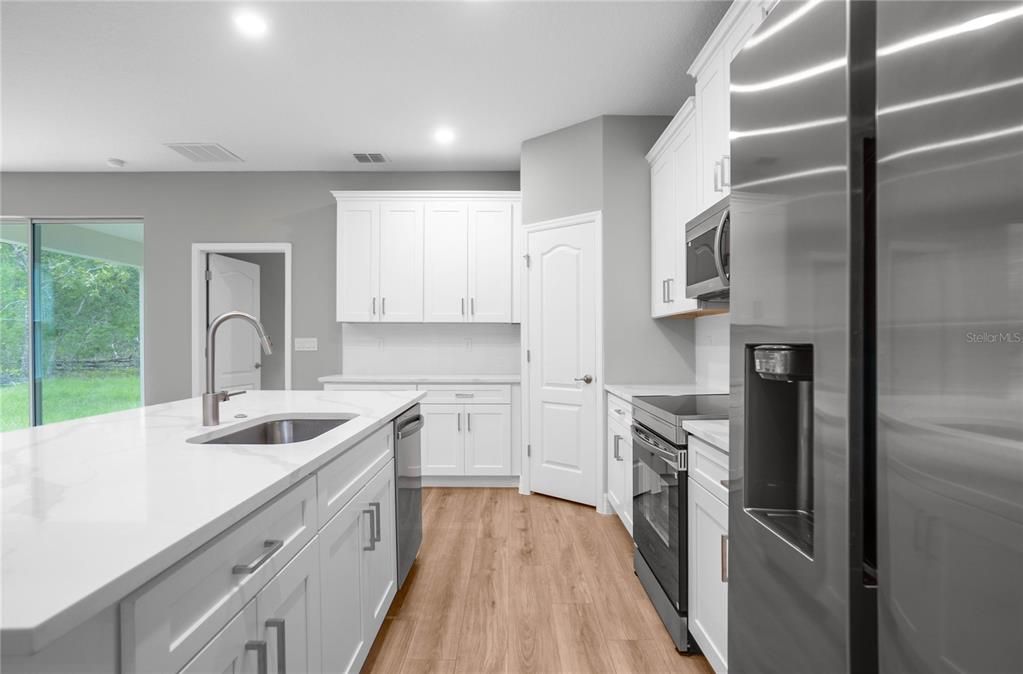 Active With Contract: $345,000 (4 beds, 3 baths, 1990 Square Feet)