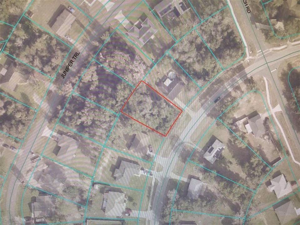 На продажу: $35,000 (0.23 acres)