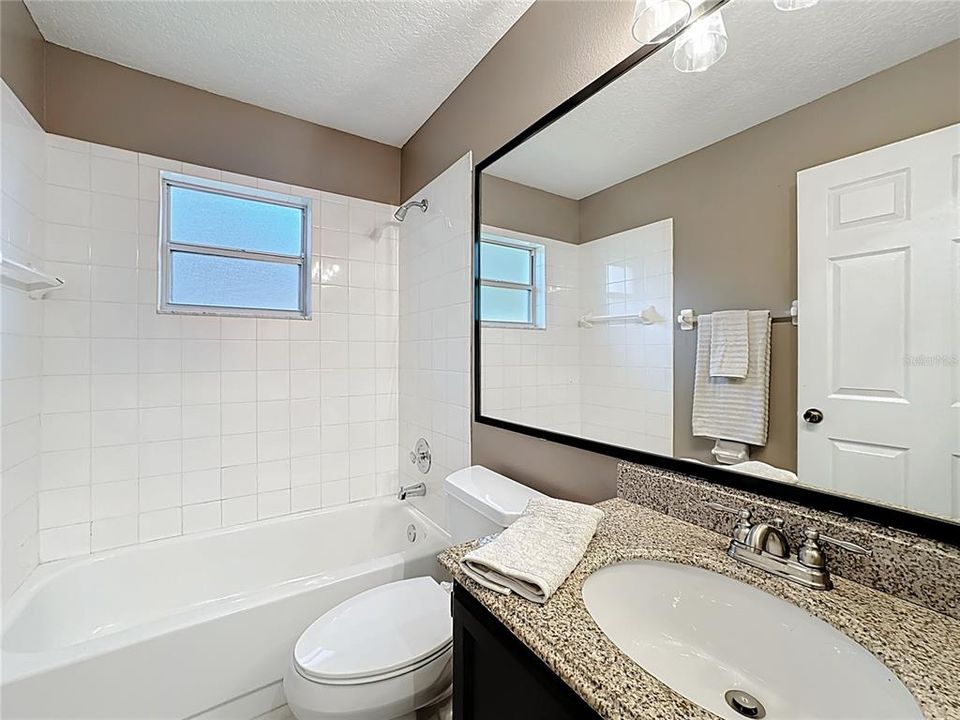 En Venta: $389,000 (3 camas, 2 baños, 1576 Pies cuadrados)