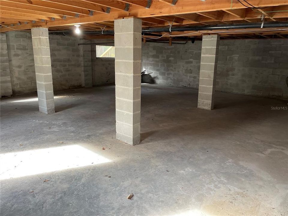 For Sale: $449,900 (3 beds, 2 baths, 1726 Square Feet)