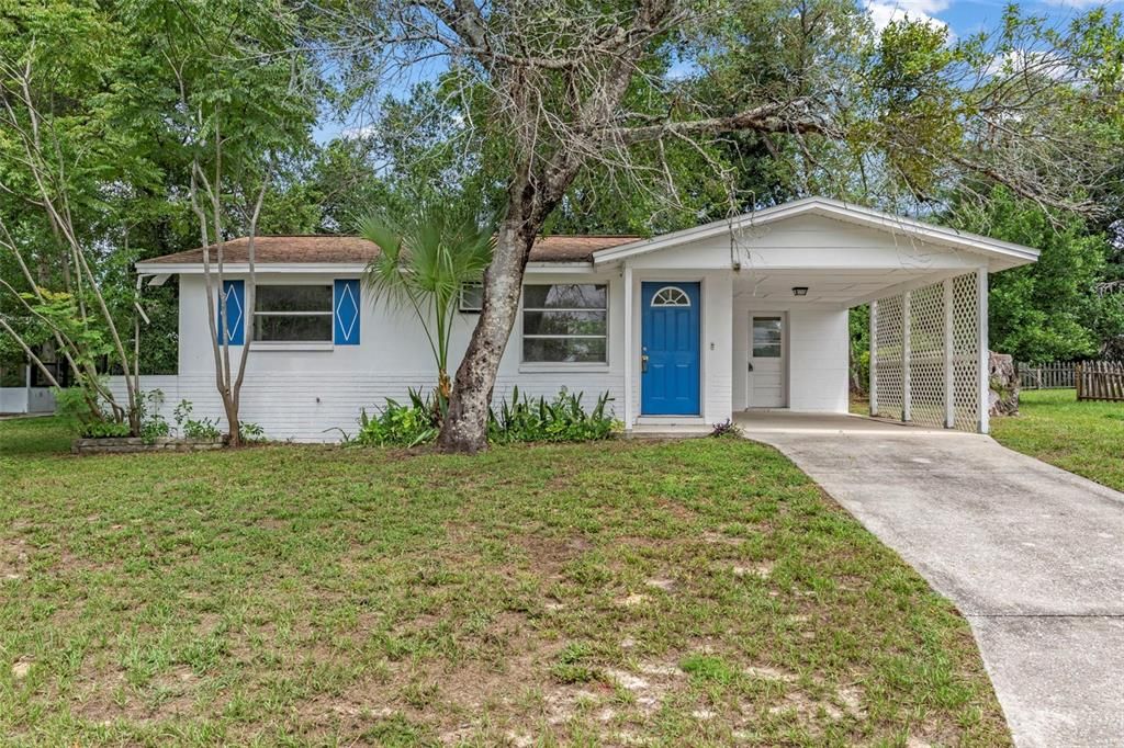 For Sale: $139,900 (1 beds, 1 baths, 675 Square Feet)