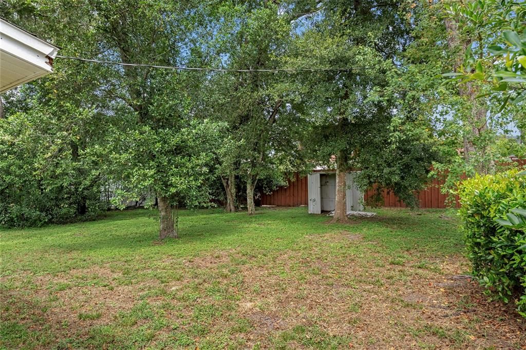 For Sale: $139,900 (1 beds, 1 baths, 675 Square Feet)