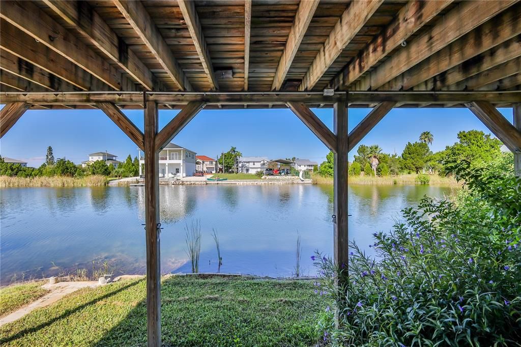 待售: $399,000 (2 贝兹, 2 浴室, 1300 平方英尺)