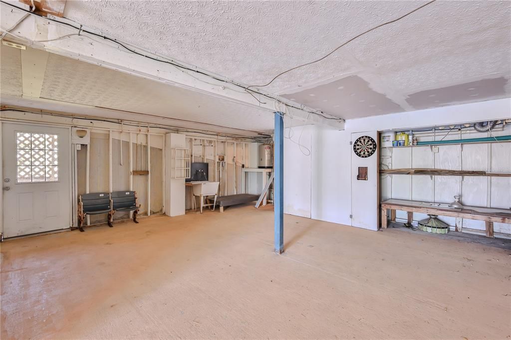 待售: $399,000 (2 贝兹, 2 浴室, 1300 平方英尺)