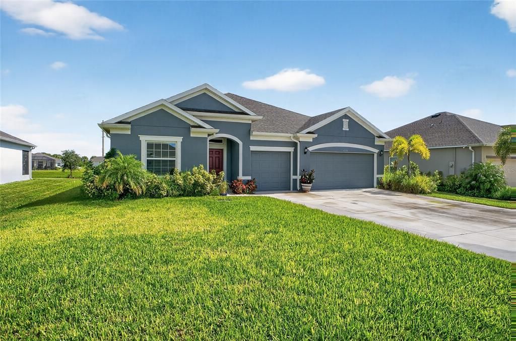 For Sale: $524,999 (4 beds, 3 baths, 2396 Square Feet)