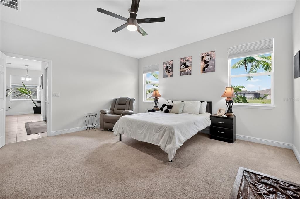 For Sale: $524,999 (4 beds, 3 baths, 2396 Square Feet)