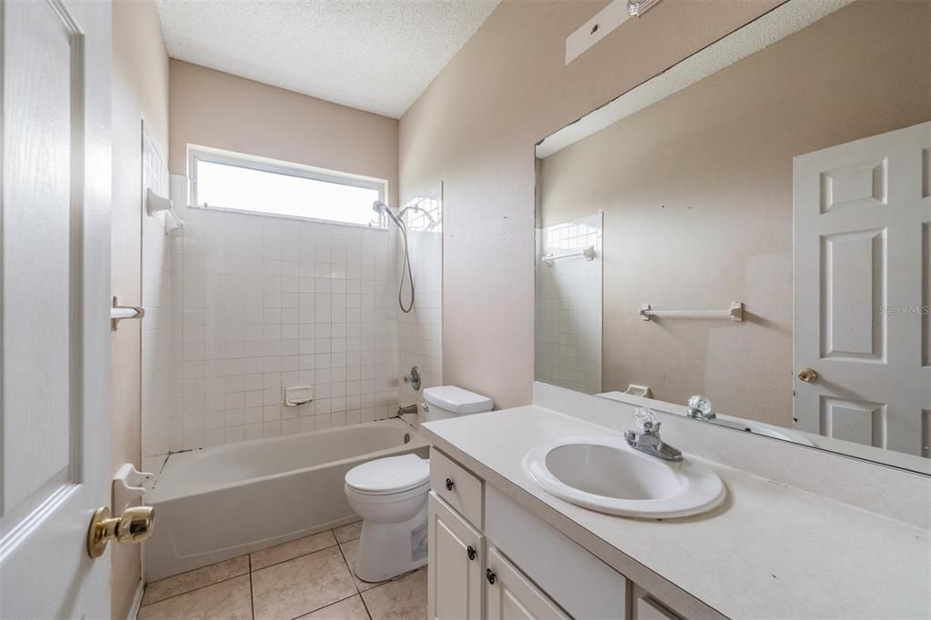 Active With Contract: $609,900 (5 beds, 3 baths, 2976 Square Feet)