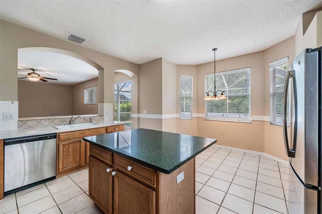 Active With Contract: $609,900 (5 beds, 3 baths, 2976 Square Feet)