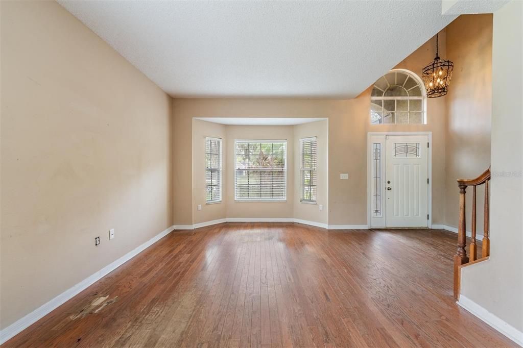 Active With Contract: $609,900 (5 beds, 3 baths, 2976 Square Feet)