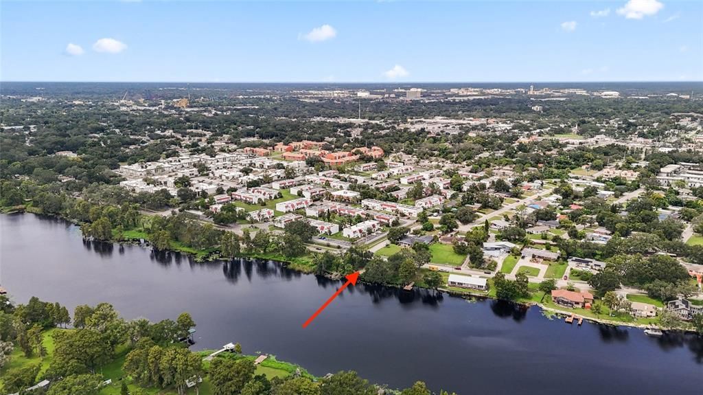 На продажу: $290,000 (0.27 acres)