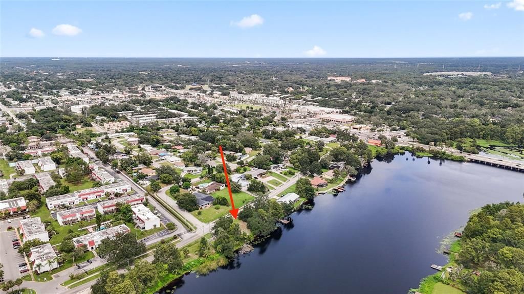 На продажу: $290,000 (0.27 acres)