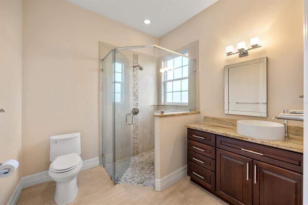 待售: $3,075,000 (4 贝兹, 4 浴室, 5077 平方英尺)