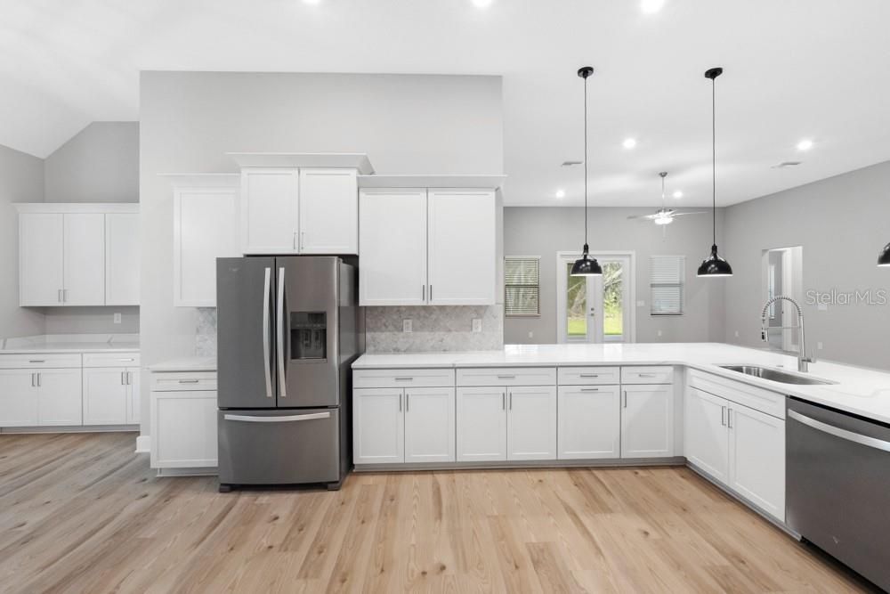 待售: $844,900 (4 贝兹, 3 浴室, 3389 平方英尺)