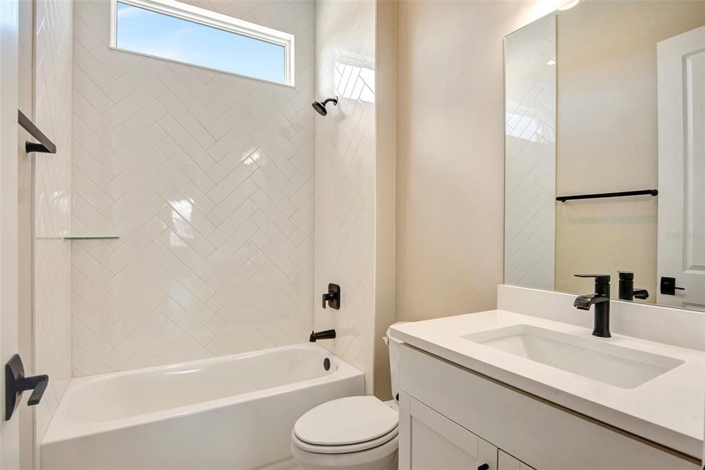 Active With Contract: $549,990 (4 beds, 3 baths, 2129 Square Feet)