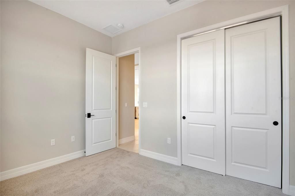 Active With Contract: $549,990 (4 beds, 3 baths, 2129 Square Feet)