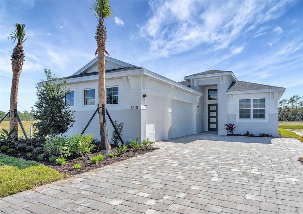 Active With Contract: $549,990 (4 beds, 3 baths, 2129 Square Feet)