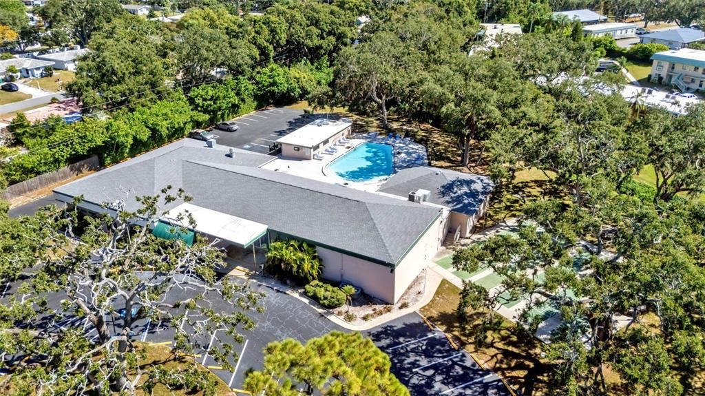 合同活跃: $430,000 (2 贝兹, 2 浴室, 1685 平方英尺)