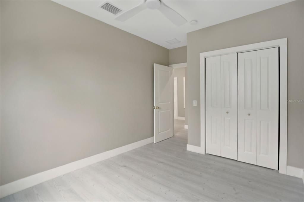 For Sale: $650,000 (5 beds, 3 baths, 2789 Square Feet)