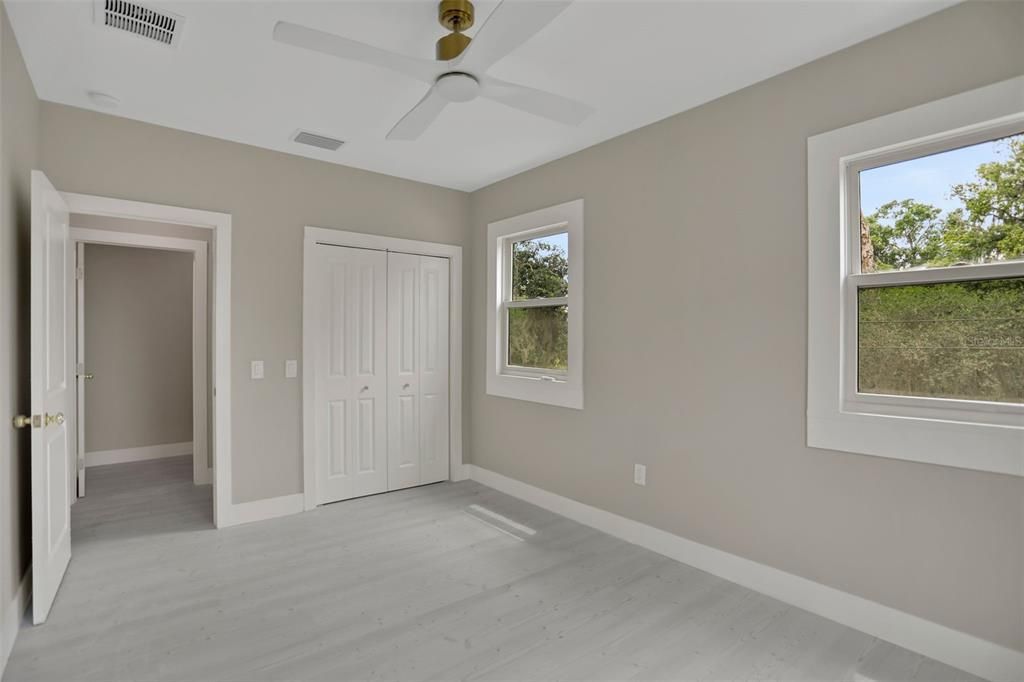 For Sale: $650,000 (5 beds, 3 baths, 2789 Square Feet)