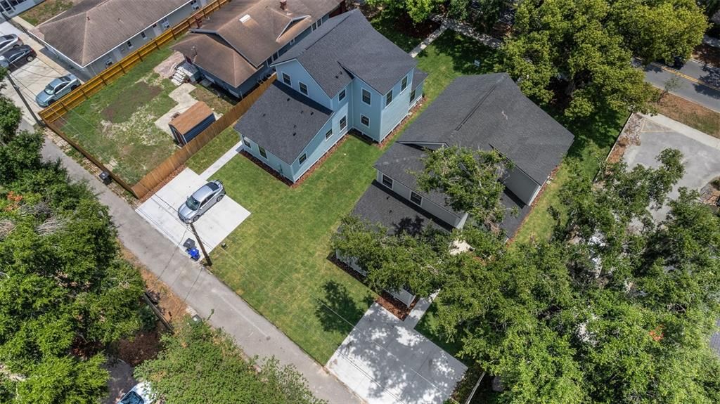 For Sale: $650,000 (5 beds, 3 baths, 2789 Square Feet)