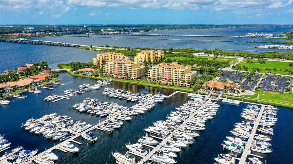 For Sale: $459,900 (3 beds, 2 baths, 2115 Square Feet)