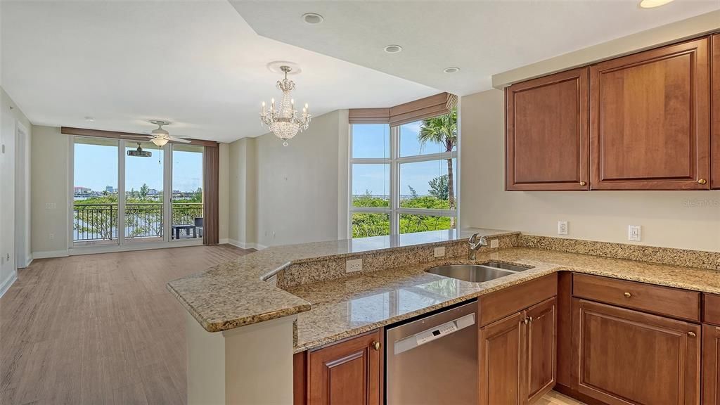 For Sale: $459,900 (3 beds, 2 baths, 2115 Square Feet)