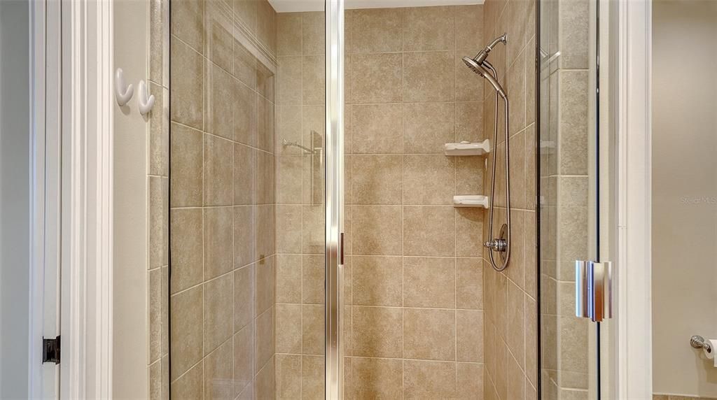 For Sale: $459,900 (3 beds, 2 baths, 2115 Square Feet)