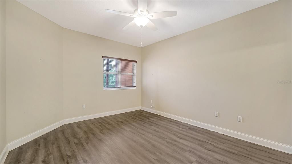 For Sale: $459,900 (3 beds, 2 baths, 2115 Square Feet)