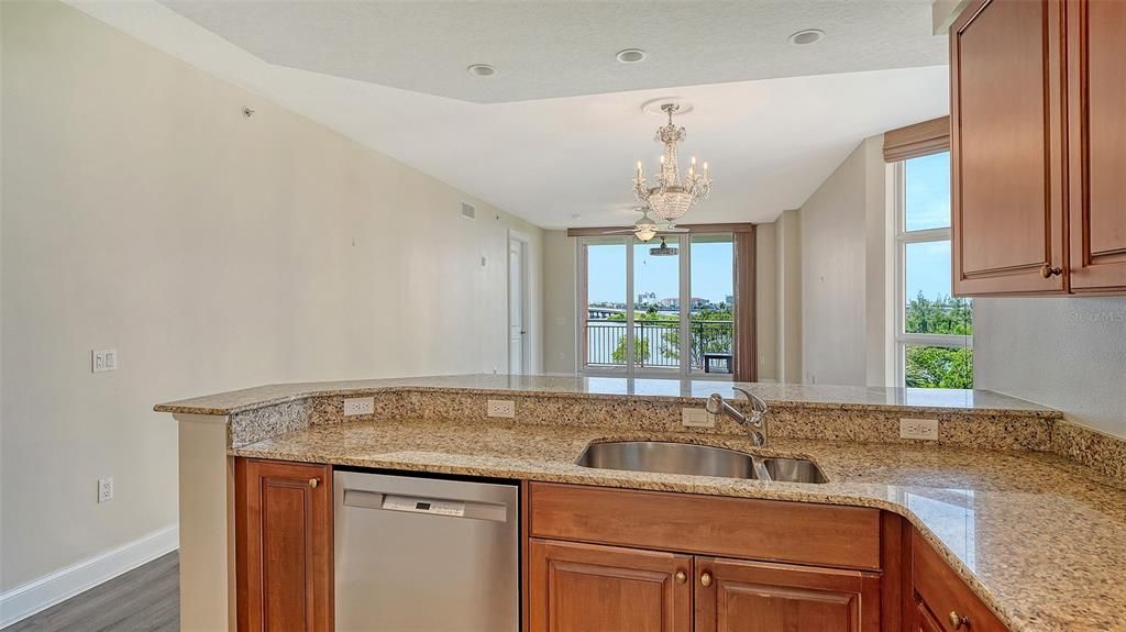 For Sale: $459,900 (3 beds, 2 baths, 2115 Square Feet)