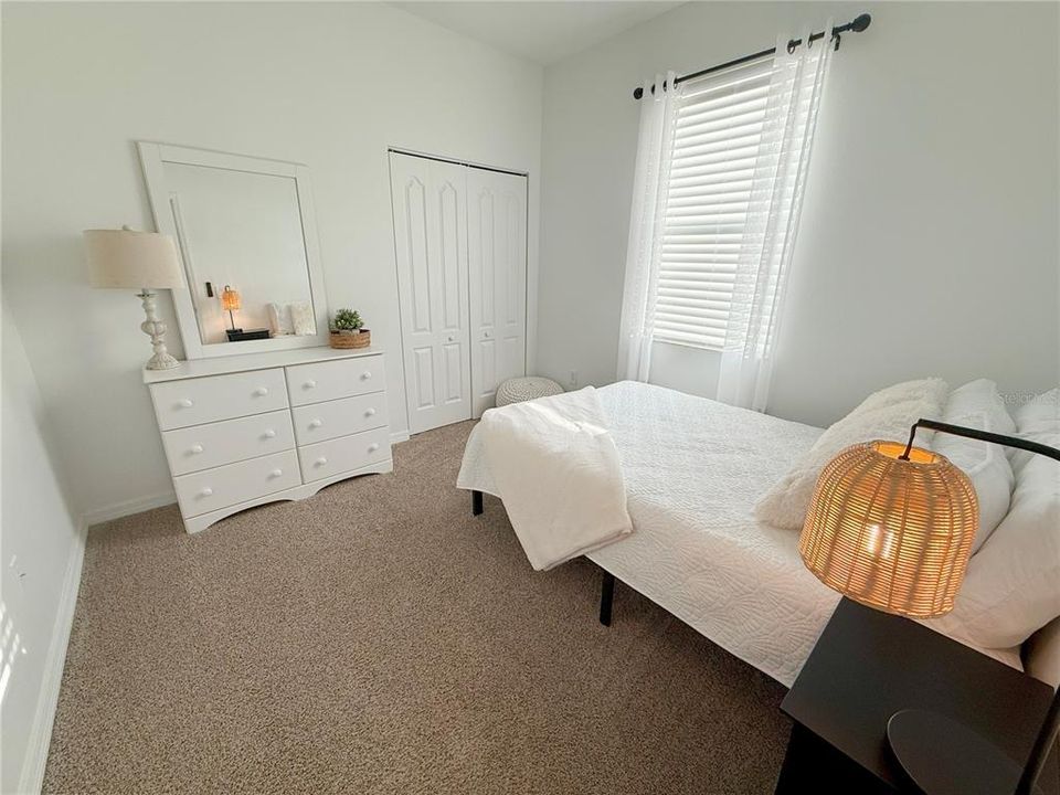 Active With Contract: $625,000 (3 beds, 2 baths, 1411 Square Feet)