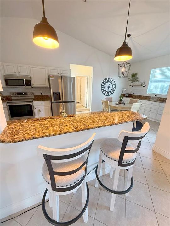 Active With Contract: $625,000 (3 beds, 2 baths, 1411 Square Feet)