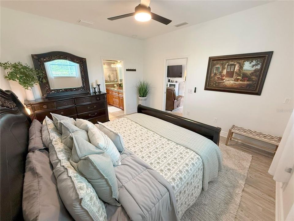 Active With Contract: $625,000 (3 beds, 2 baths, 1411 Square Feet)