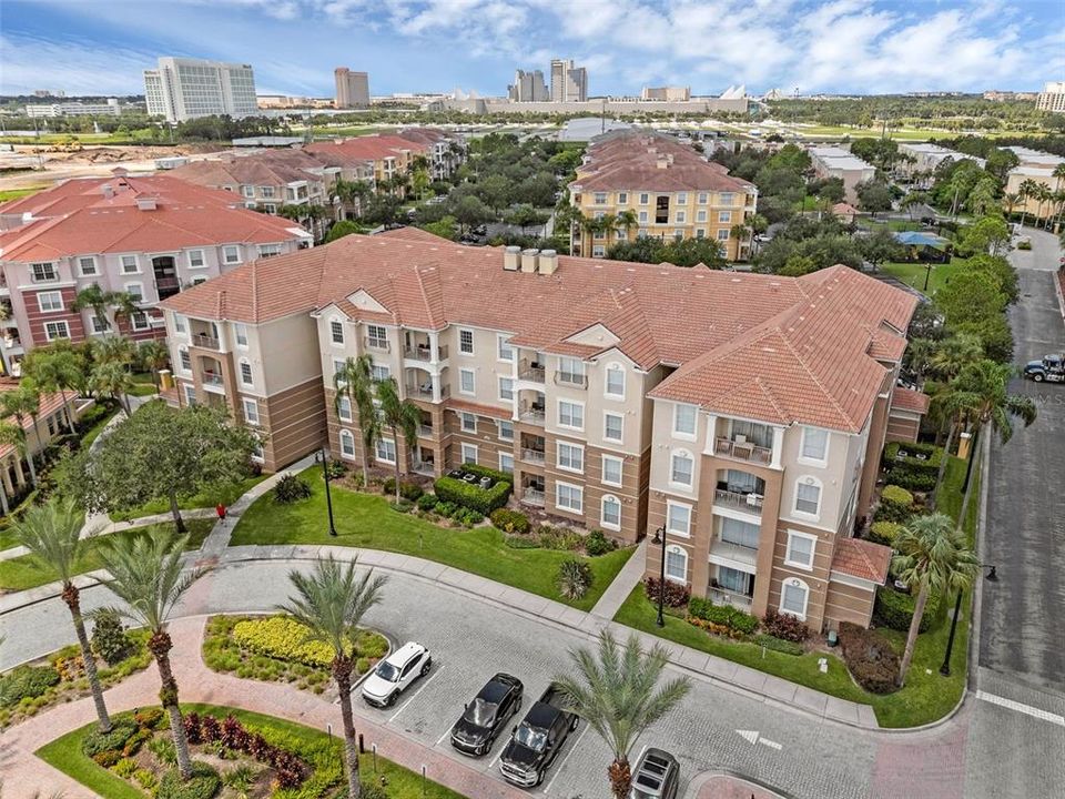 Active With Contract: $520,000 (3 beds, 2 baths, 1447 Square Feet)