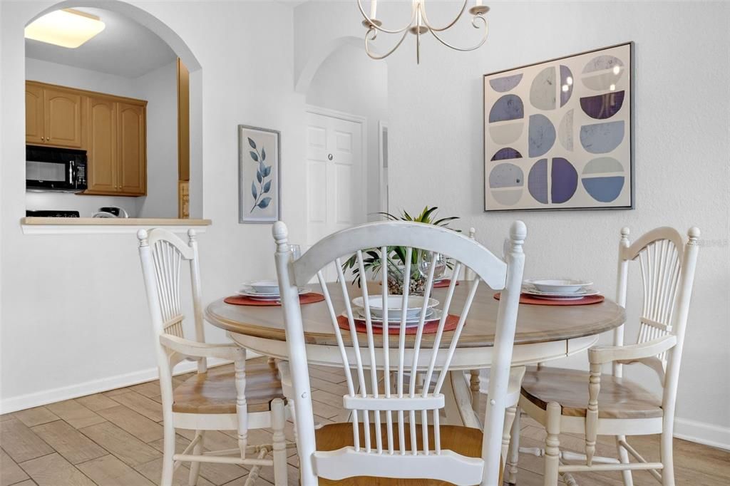 Active With Contract: $520,000 (3 beds, 2 baths, 1447 Square Feet)