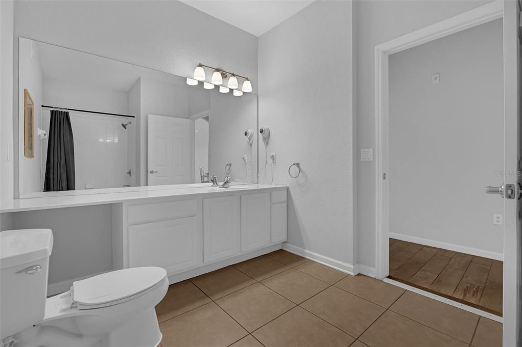 Active With Contract: $520,000 (3 beds, 2 baths, 1447 Square Feet)